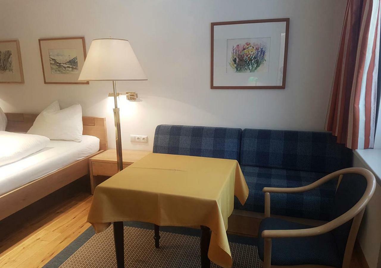 Comfort Rooms Bruckner Bad Gastein Phòng bức ảnh